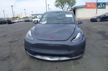 Позашляховик / Кросовер Tesla Model Y 2023 в 