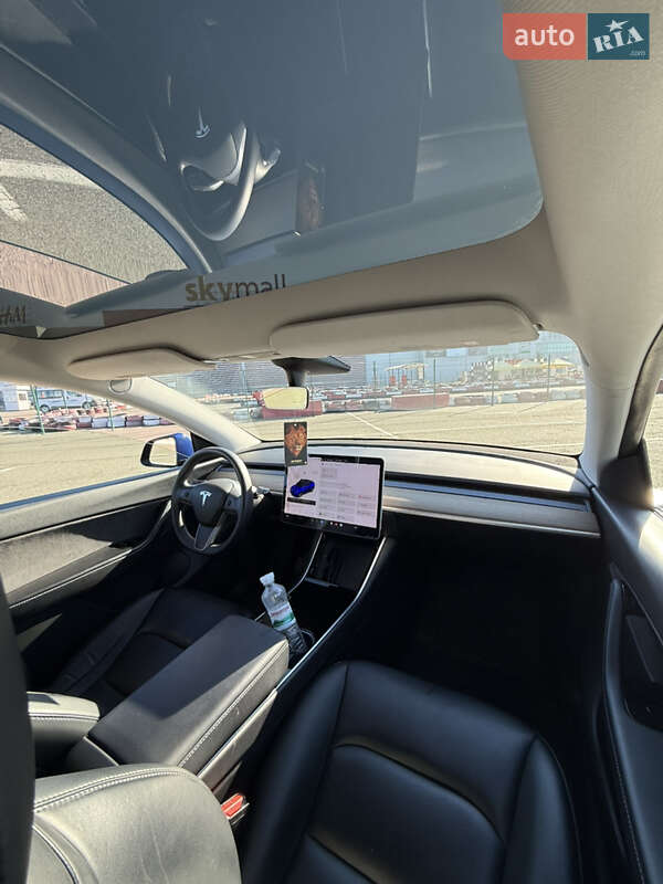 Внедорожник / Кроссовер Tesla Model Y 2020 в Киеве
