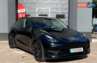 Внедорожник / Кроссовер Tesla Model Y 2023 в 