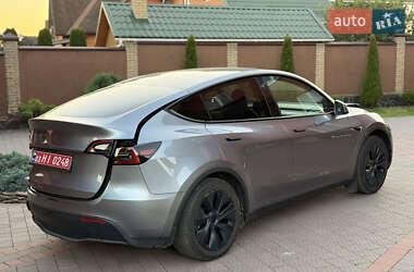 Внедорожник / Кроссовер Tesla Model Y 2025 в 