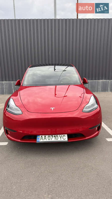 Внедорожник / Кроссовер Tesla Model Y 2023 в Киеве