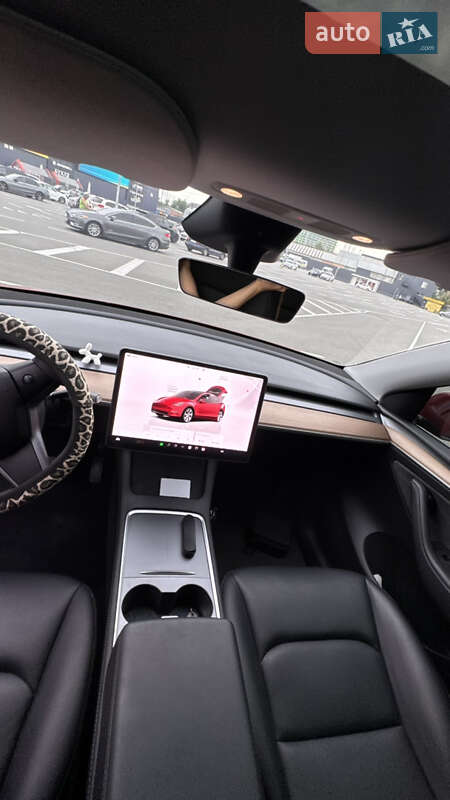 Внедорожник / Кроссовер Tesla Model Y 2023 в Киеве