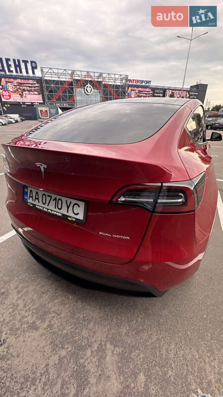 Внедорожник / Кроссовер Tesla Model Y 2023 в Киеве