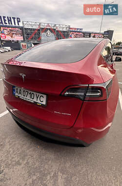 Позашляховик / Кросовер Tesla Model Y 2023 в 