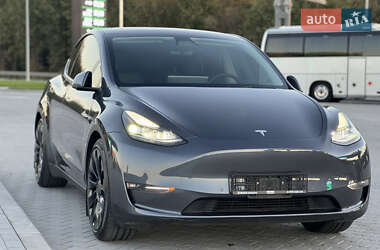 Внедорожник / Кроссовер Tesla Model Y 2022 в 