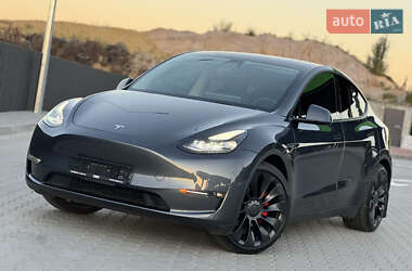 Внедорожник / Кроссовер Tesla Model Y 2022 в 