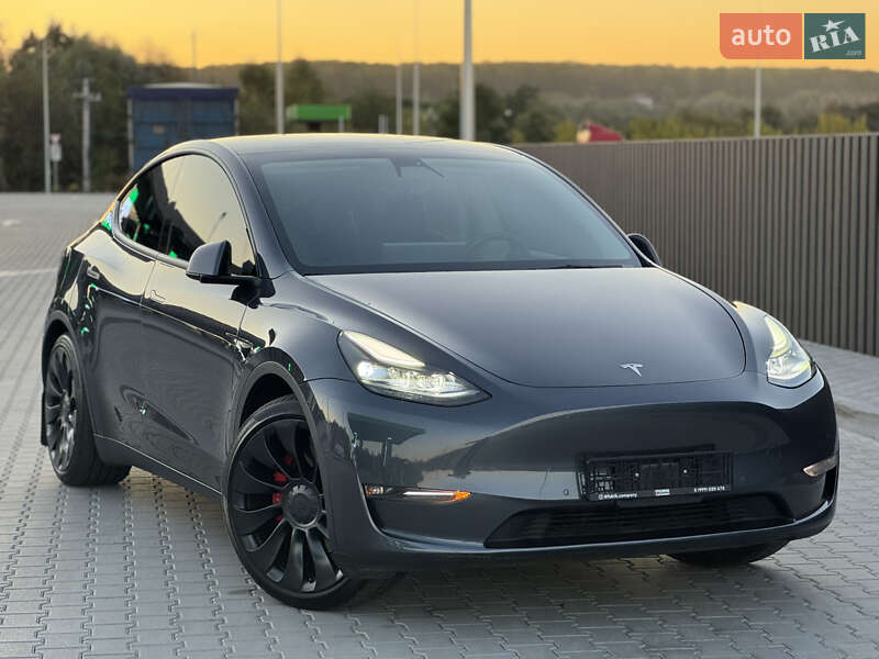 Позашляховик / Кросовер Tesla Model Y 2022 в Вінниці