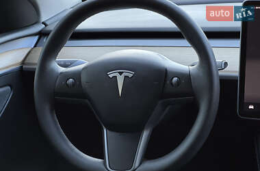 Внедорожник / Кроссовер Tesla Model Y 2022 в 