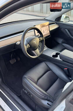 Позашляховик / Кросовер Tesla Model Y 2022 в 