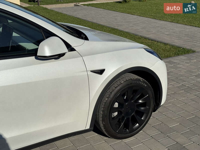 Внедорожник / Кроссовер Tesla Model Y 2021 в Хмельницком