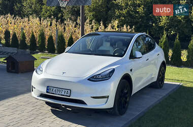 Внедорожник / Кроссовер Tesla Model Y 2021 в 
