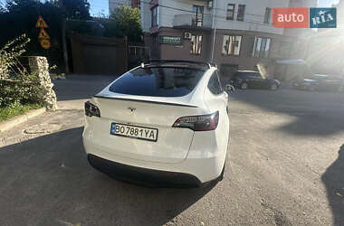 Внедорожник / Кроссовер Tesla Model Y 2024 в 