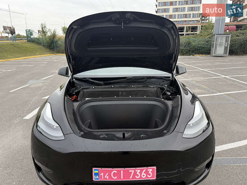 Внедорожник / Кроссовер Tesla Model Y 2022 в Ужгороде