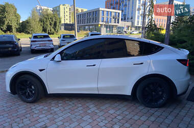 Внедорожник / Кроссовер Tesla Model Y 2021 в 