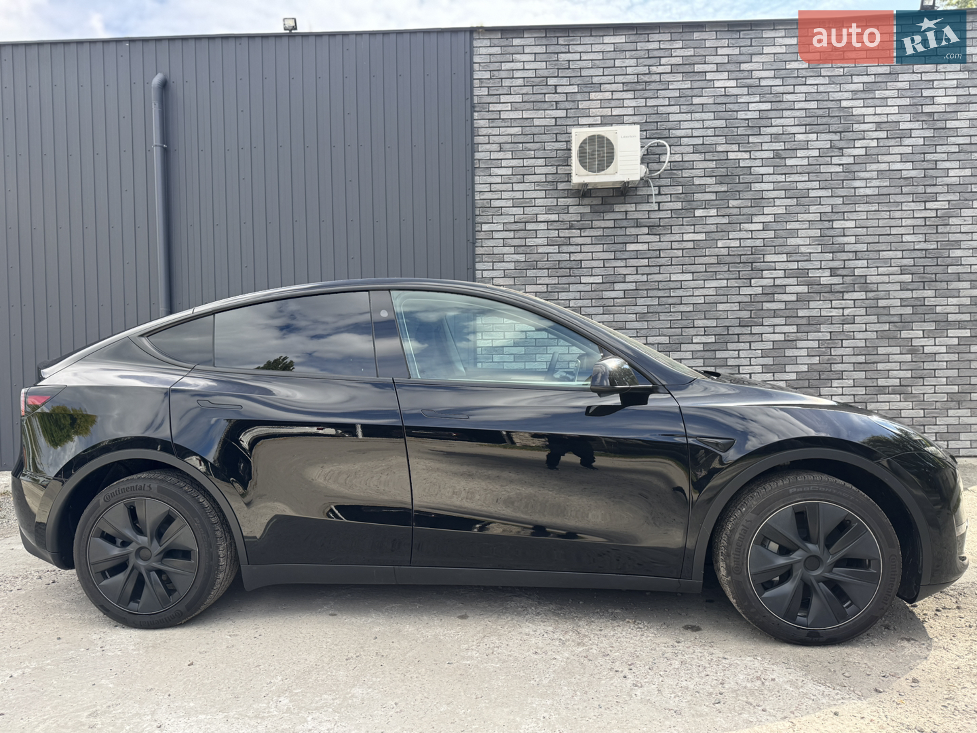 2024 Tesla Model Y - мініатюра 2