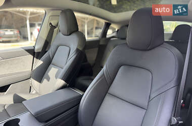 Внедорожник / Кроссовер Tesla Model Y 2024 в Днепре