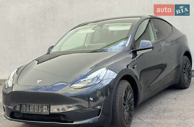 Внедорожник / Кроссовер Tesla Model Y 2024 в Киеве