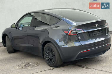 Внедорожник / Кроссовер Tesla Model Y 2024 в 