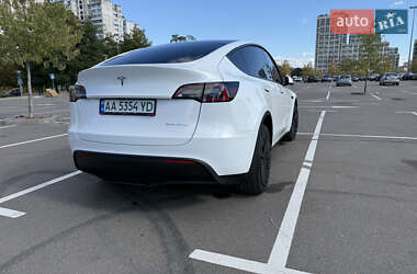 Внедорожник / Кроссовер Tesla Model Y 2023 в 