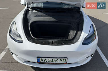Внедорожник / Кроссовер Tesla Model Y 2023 в 