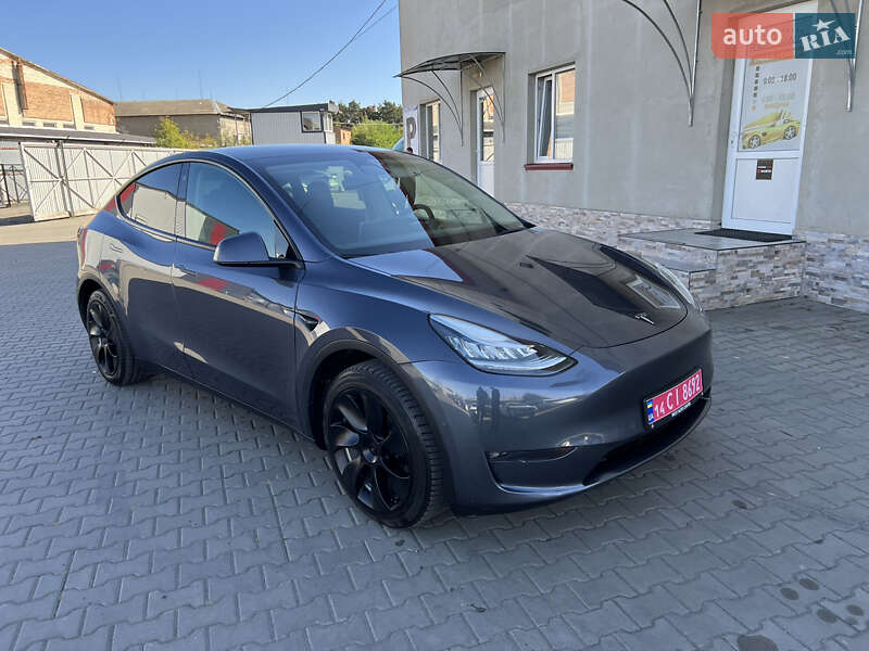 Внедорожник / Кроссовер Tesla Model Y 2022 в 