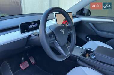 Внедорожник / Кроссовер Tesla Model Y 2023 в 