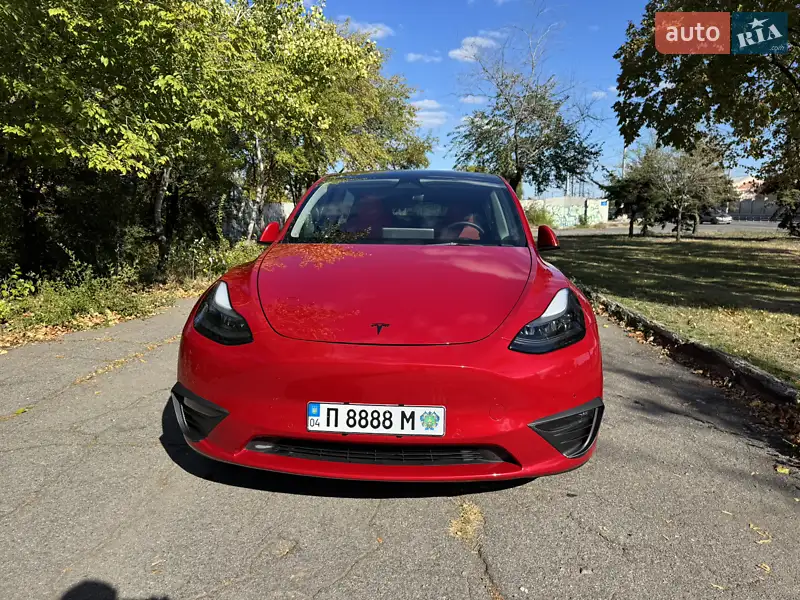 Tesla Model Y