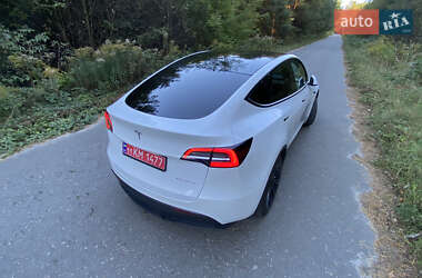 Внедорожник / Кроссовер Tesla Model Y 2021 в 