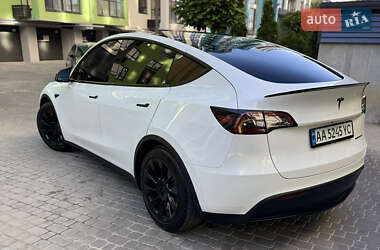 Позашляховик / Кросовер Tesla Model Y 2021 в 
