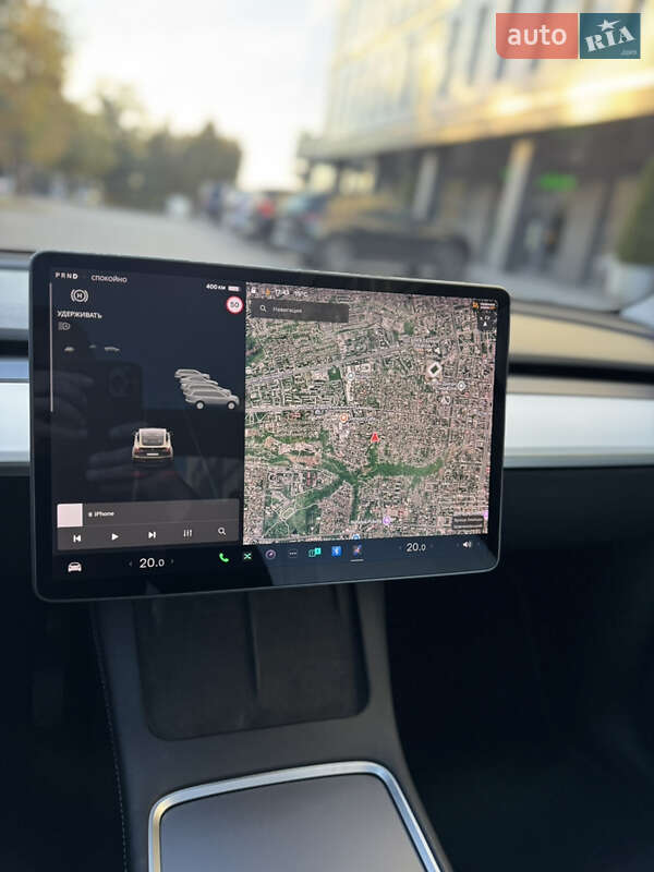 Позашляховик / Кросовер Tesla Model Y 2021 в Дніпрі