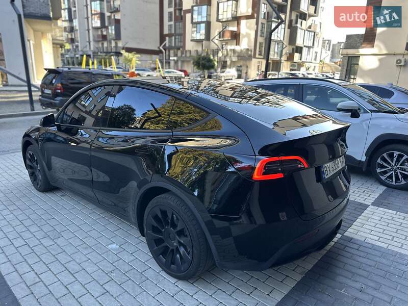 Позашляховик / Кросовер Tesla Model Y 2023 в Хмельницькому