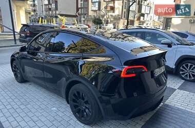 Внедорожник / Кроссовер Tesla Model Y 2023 в 