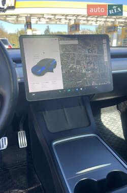 Внедорожник / Кроссовер Tesla Model Y 2021 в 