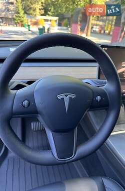 Позашляховик / Кросовер Tesla Model Y 2022 в 