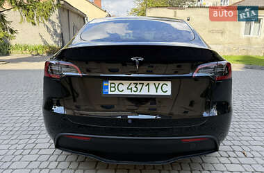 Позашляховик / Кросовер Tesla Model Y 2023 в 