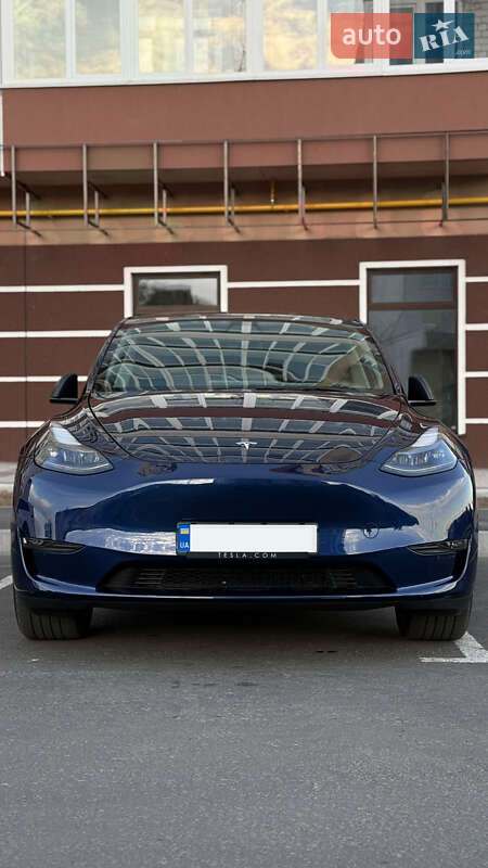 Tesla Model Y 2022