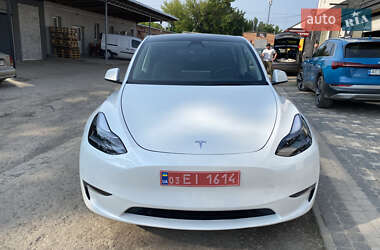 Позашляховик / Кросовер Tesla Model Y 2023 в 