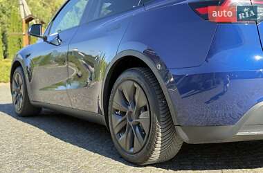 Внедорожник / Кроссовер Tesla Model Y 2022 в 