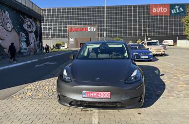 Позашляховик / Кросовер Tesla Model Y 2023 в 