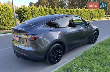 Позашляховик / Кросовер Tesla Model Y 2023 в 