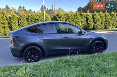 Позашляховик / Кросовер Tesla Model Y 2023 в 