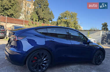 Позашляховик / Кросовер Tesla Model Y 2023 в Львові
