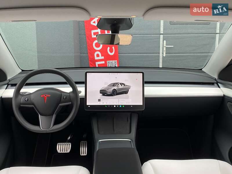 Позашляховик / Кросовер Tesla Model Y 2024 в Києві