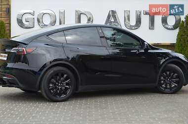 Внедорожник / Кроссовер Tesla Model Y 2022 в 