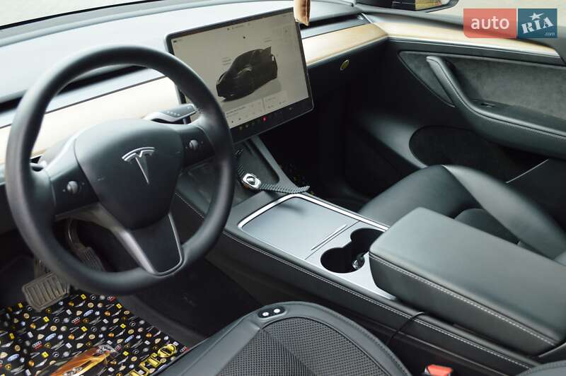 Внедорожник / Кроссовер Tesla Model Y 2022 в Одессе