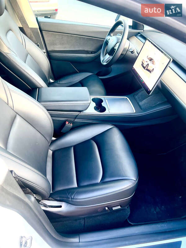 Внедорожник / Кроссовер Tesla Model Y 2022 в Одессе