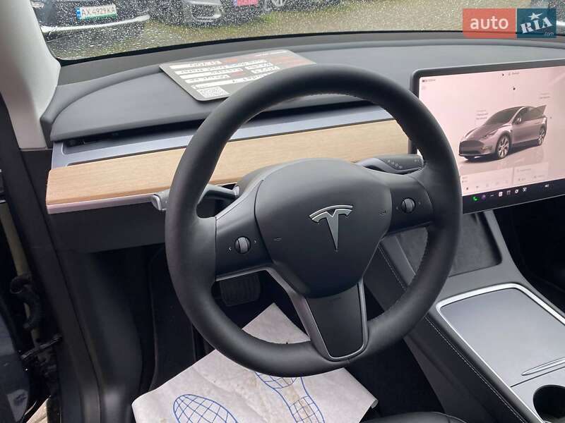 Позашляховик / Кросовер Tesla Model Y 2023 в Львові