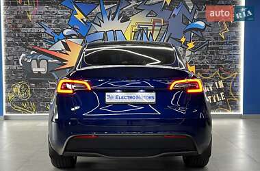 Внедорожник / Кроссовер Tesla Model Y 2024 в 