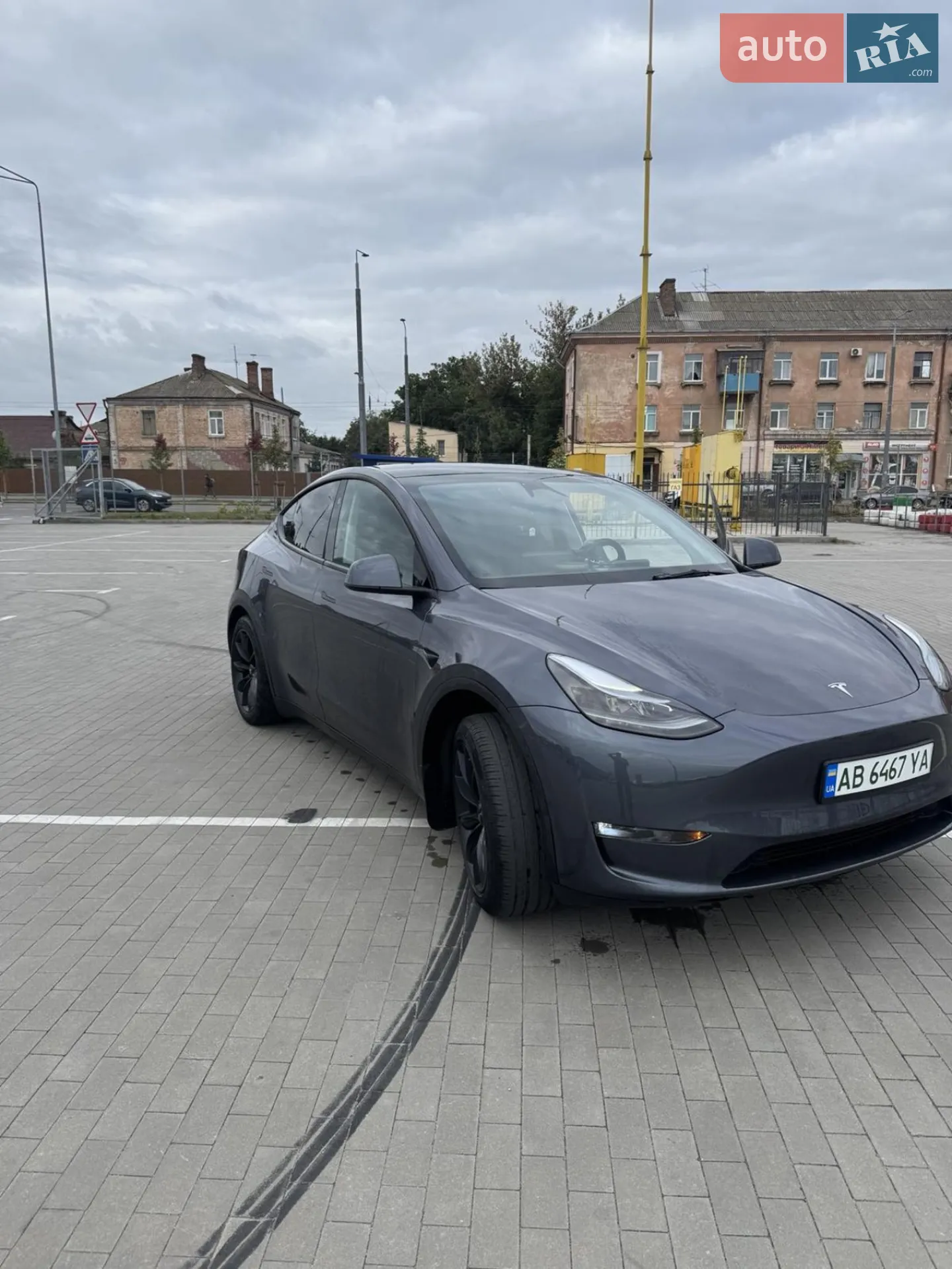 2023 Tesla Model Y - мініатюра 3