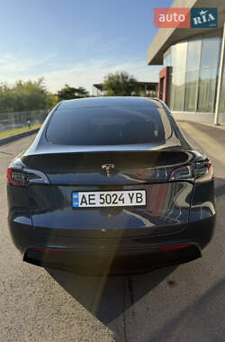 Позашляховик / Кросовер Tesla Model Y 2022 в 